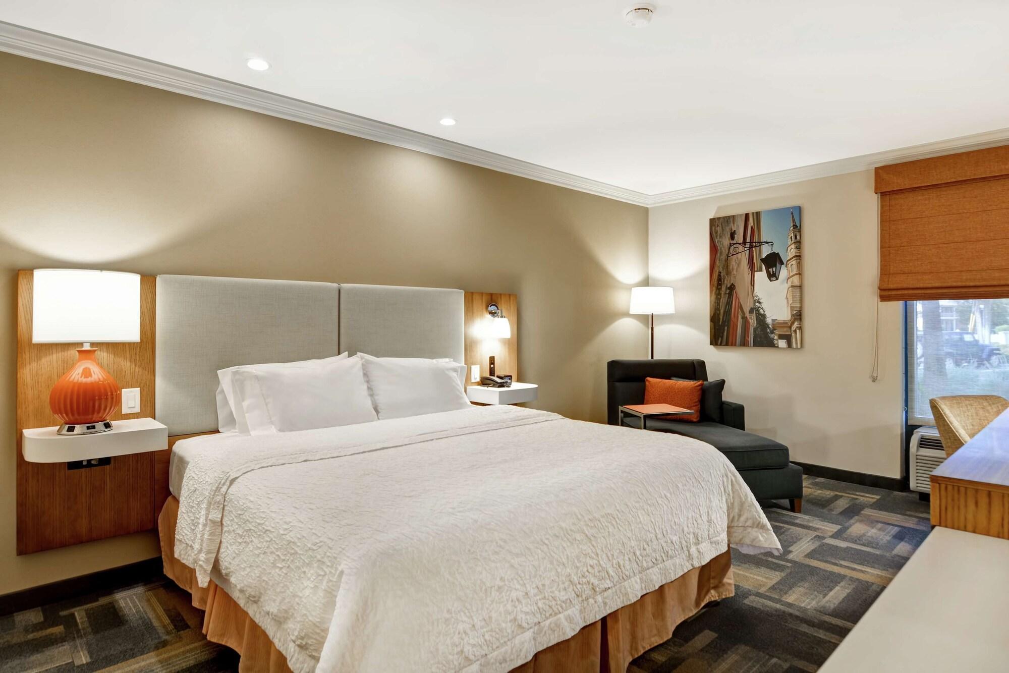 Hampton Inn Charleston North Норт Чарлстън Екстериор снимка
