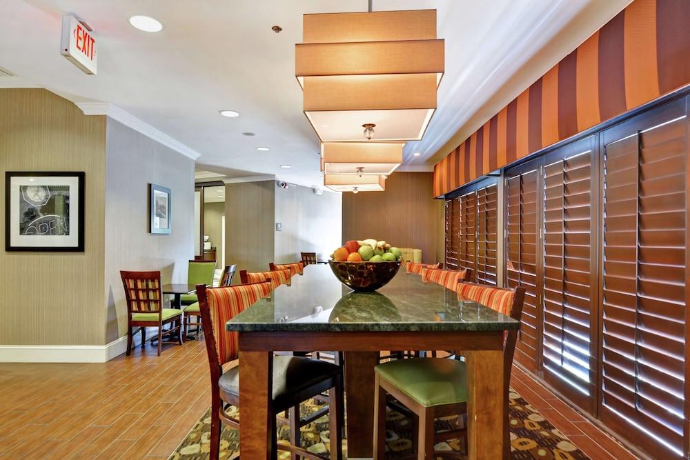 Hampton Inn Charleston North Норт Чарлстън Екстериор снимка