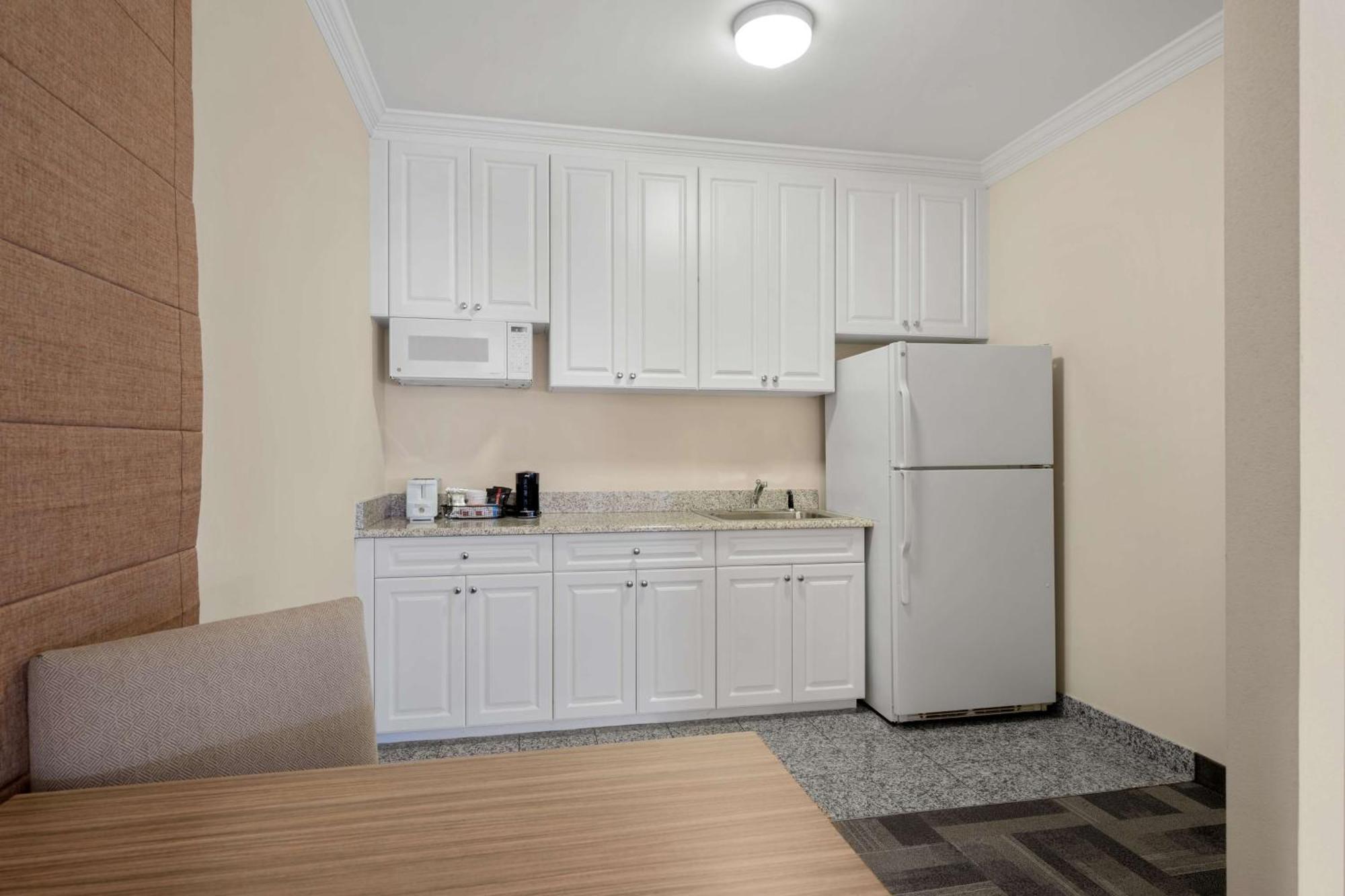 Hampton Inn Charleston North Норт Чарлстън Екстериор снимка