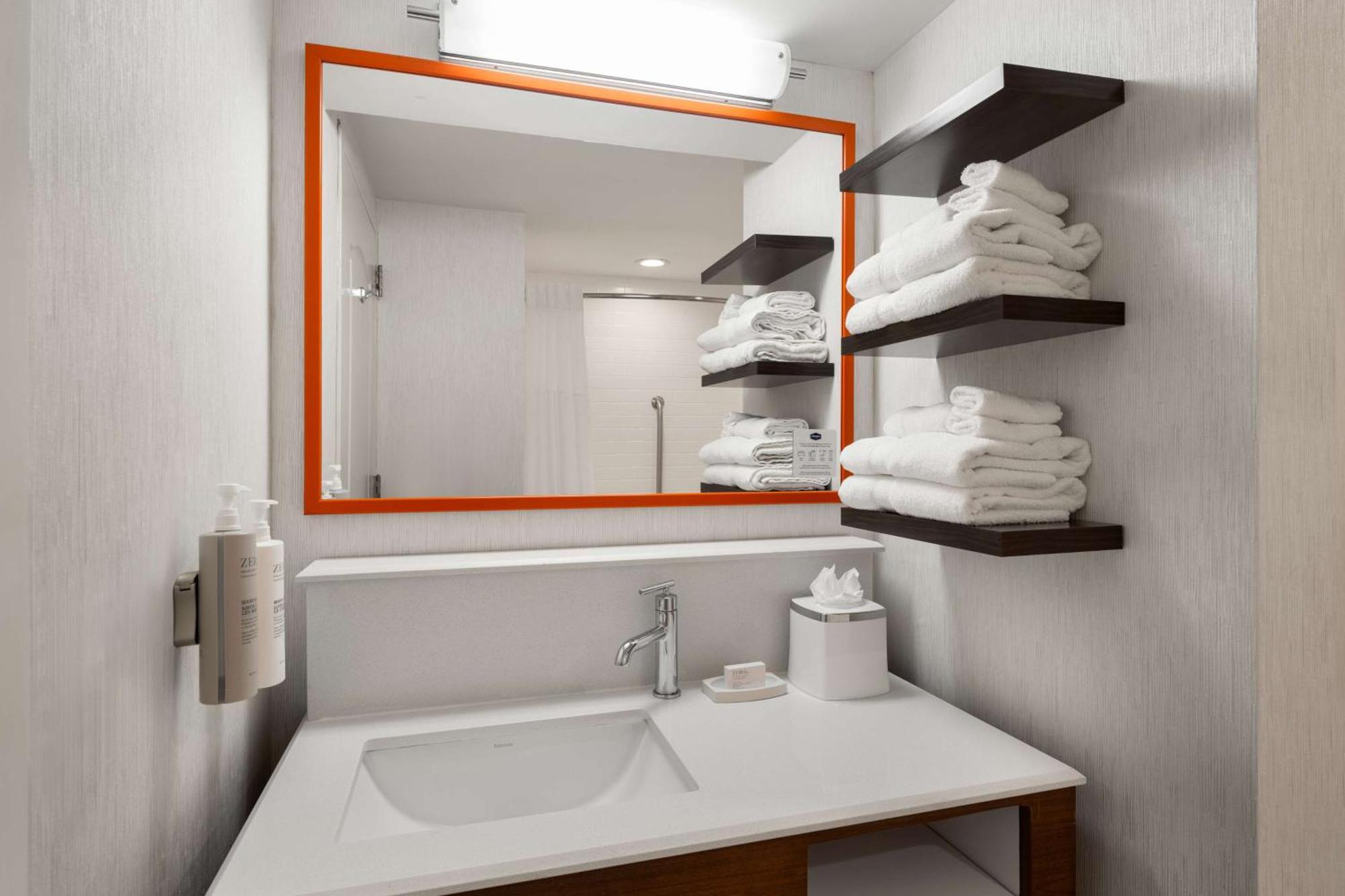 Hampton Inn Charleston North Норт Чарлстън Екстериор снимка