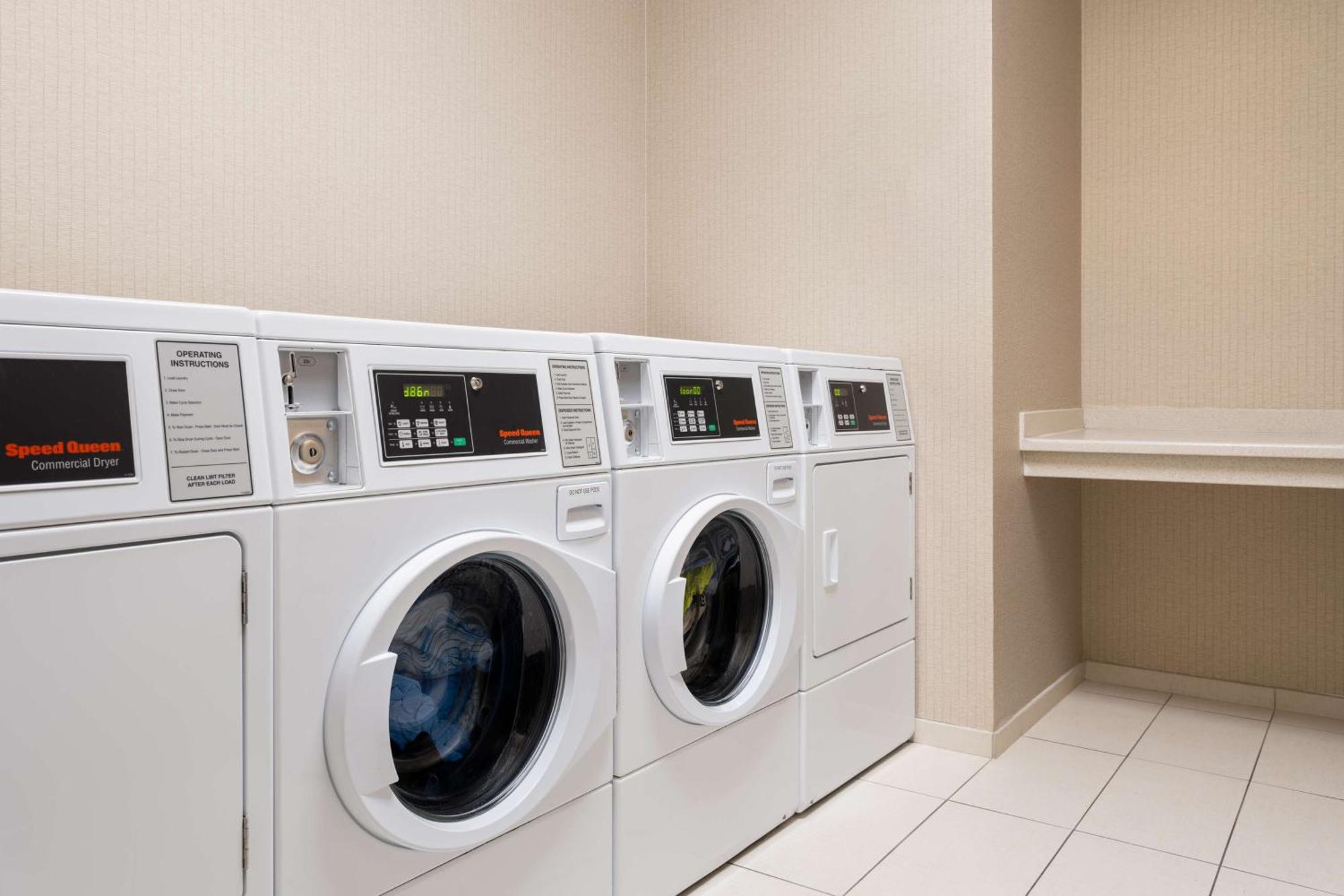 Hampton Inn Charleston North Норт Чарлстън Екстериор снимка