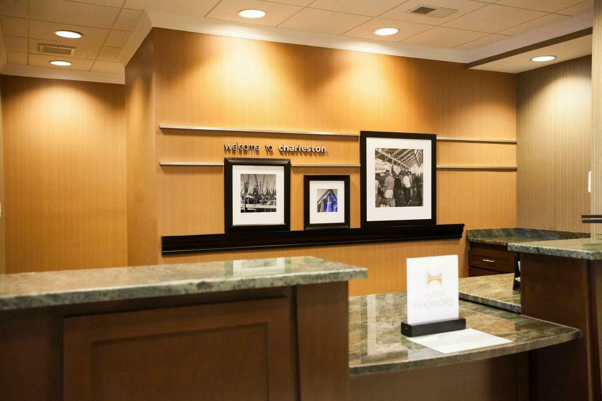 Hampton Inn Charleston North Норт Чарлстън Екстериор снимка
